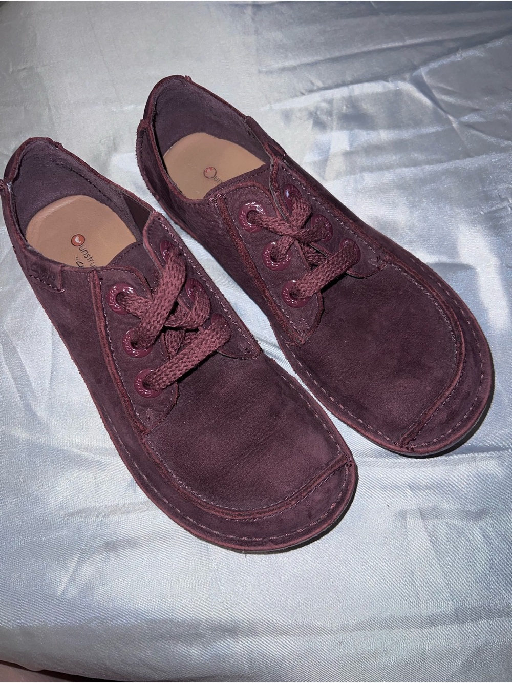 Clarks Unstructured Women’s 7 Burgundy Suede Lace Up Comfort Shoes